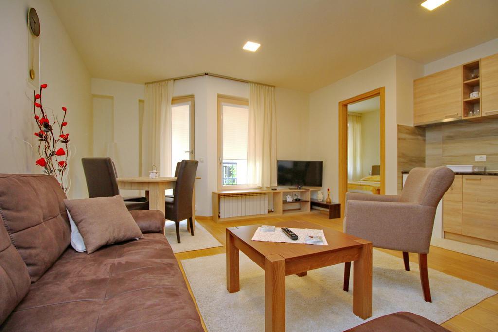 Lux Apartment Lazarevic Zlatibor Exteriör bild